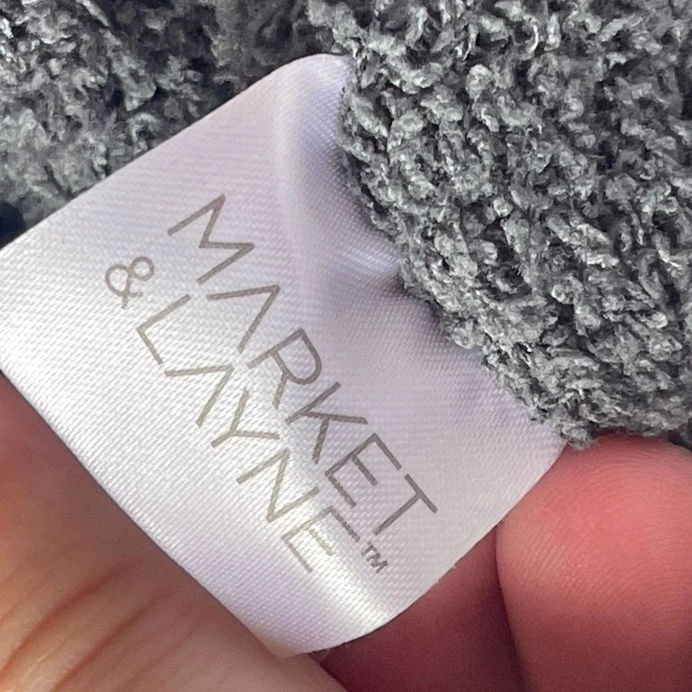 Market and Laybe purple sweater scarf snood neck wrap